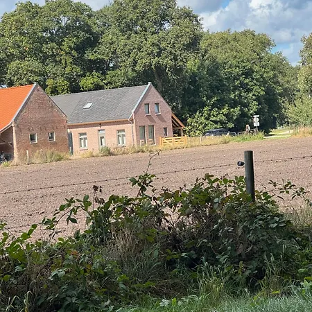 Hoeve Schoneborg Apartman *